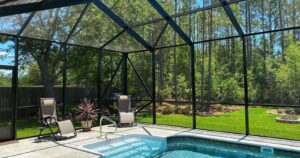 5 benefits installing pool enclosure